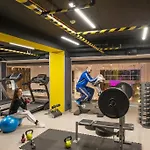 Novotel Centrum فندق بوزنان