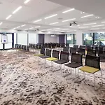 Novotel Centrum 4* بوزنان