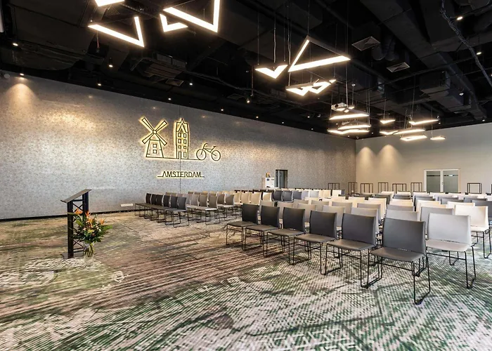 Novotel Centrum Szálloda 4*