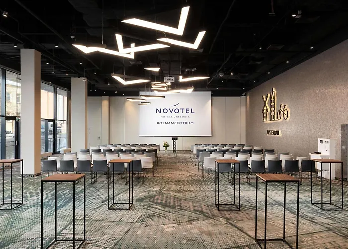 Отель Novotel Centrum Познань