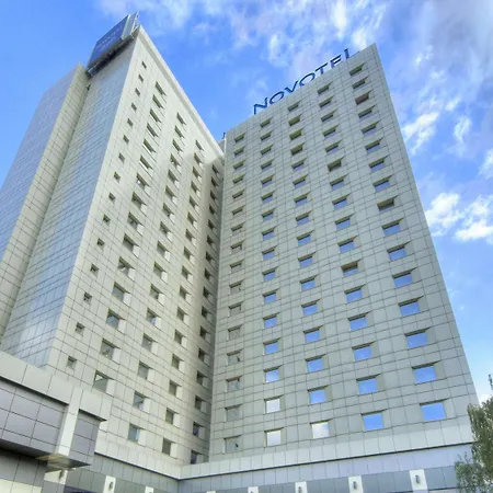 Hotell Novotel Centrum 4*