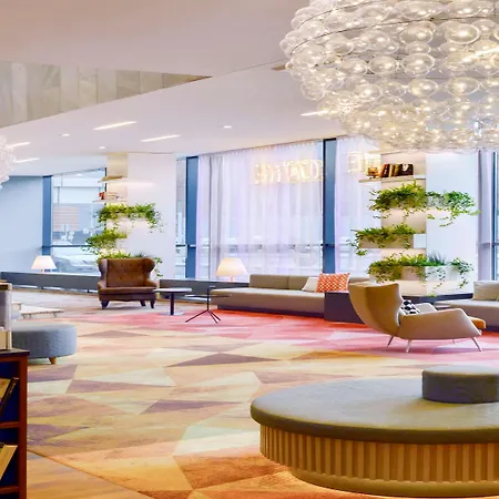 מלון Novotel Centrum 4*