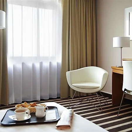 Готель Novotel Centrum