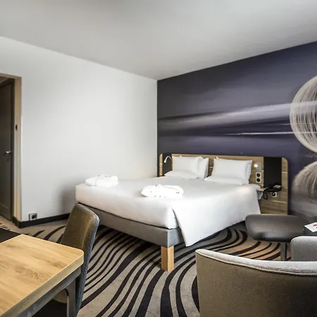מלון Novotel Centrum