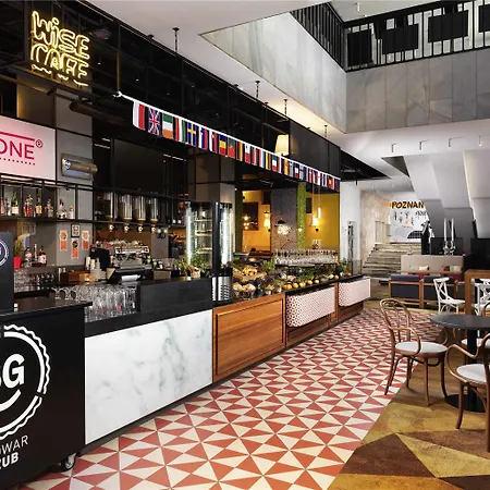 מלון Novotel Centrum פוזנן