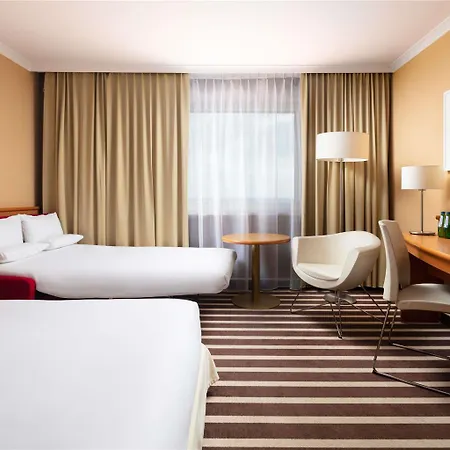 Novotel Centrum מלון 4*