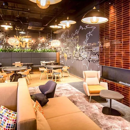 Novotel Centrum מלון